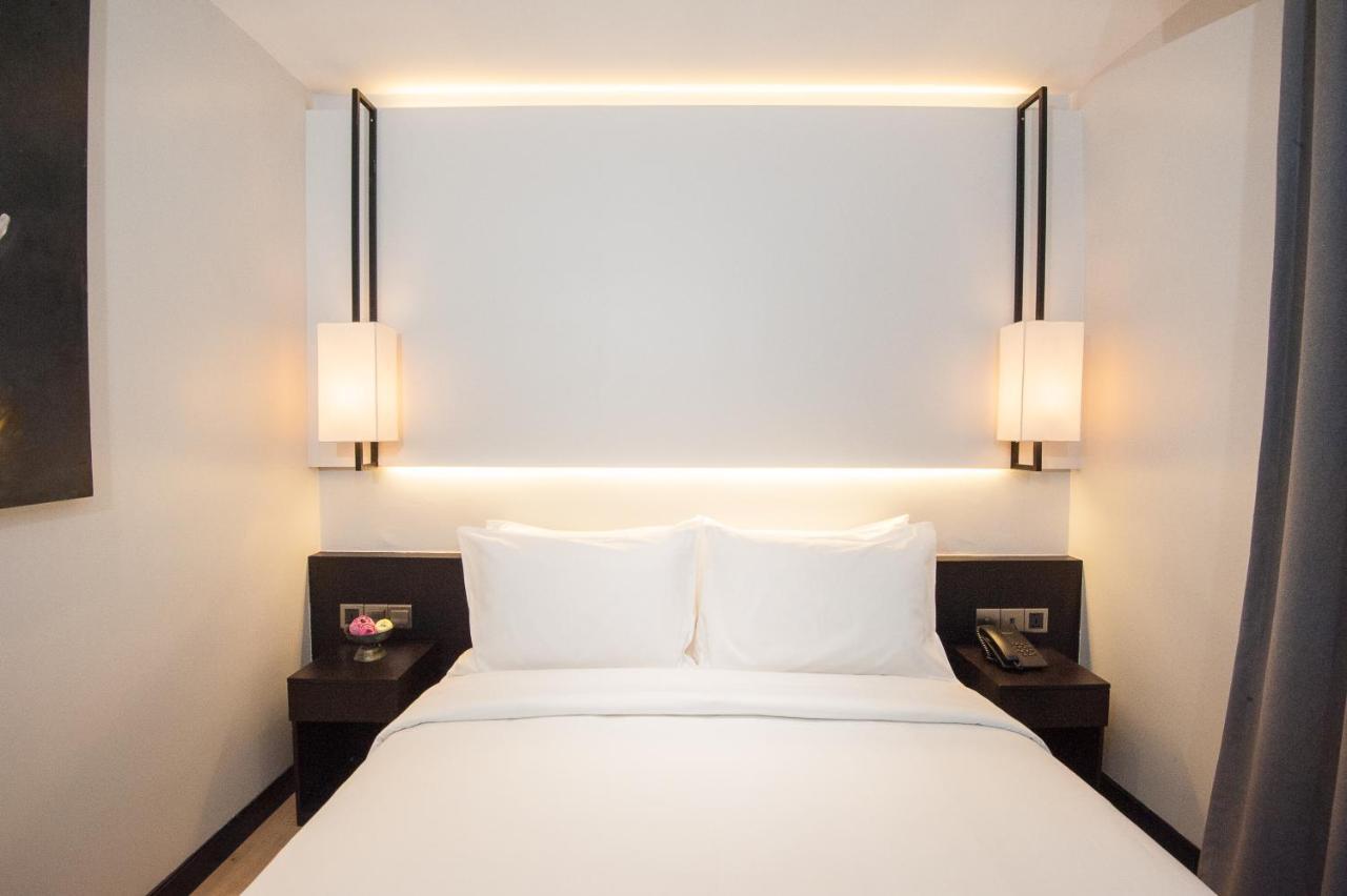 Glow Park Hotel Grand Royal Palace Phnom Pen Exterior foto