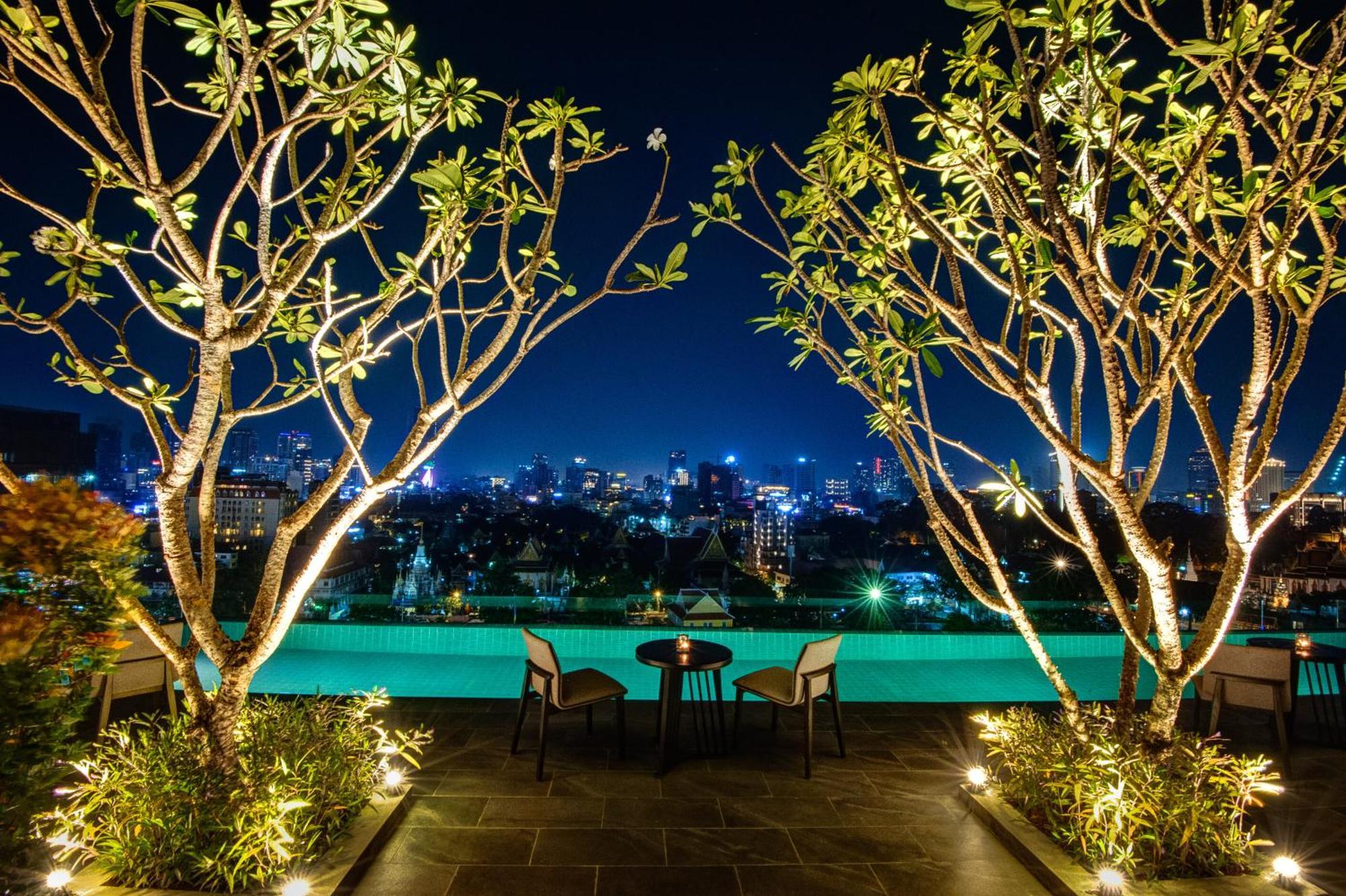 Glow Park Hotel Grand Royal Palace Phnom Pen Exterior foto